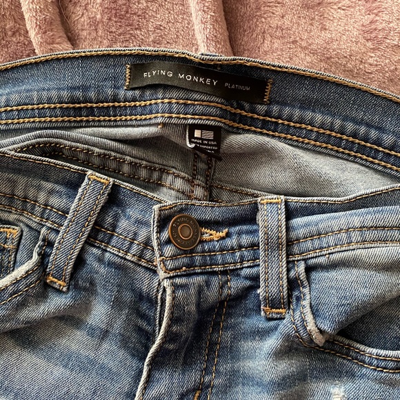 Light Wash Distressed Flying Monkey Jeans sz 24 - Picture 2 of 2